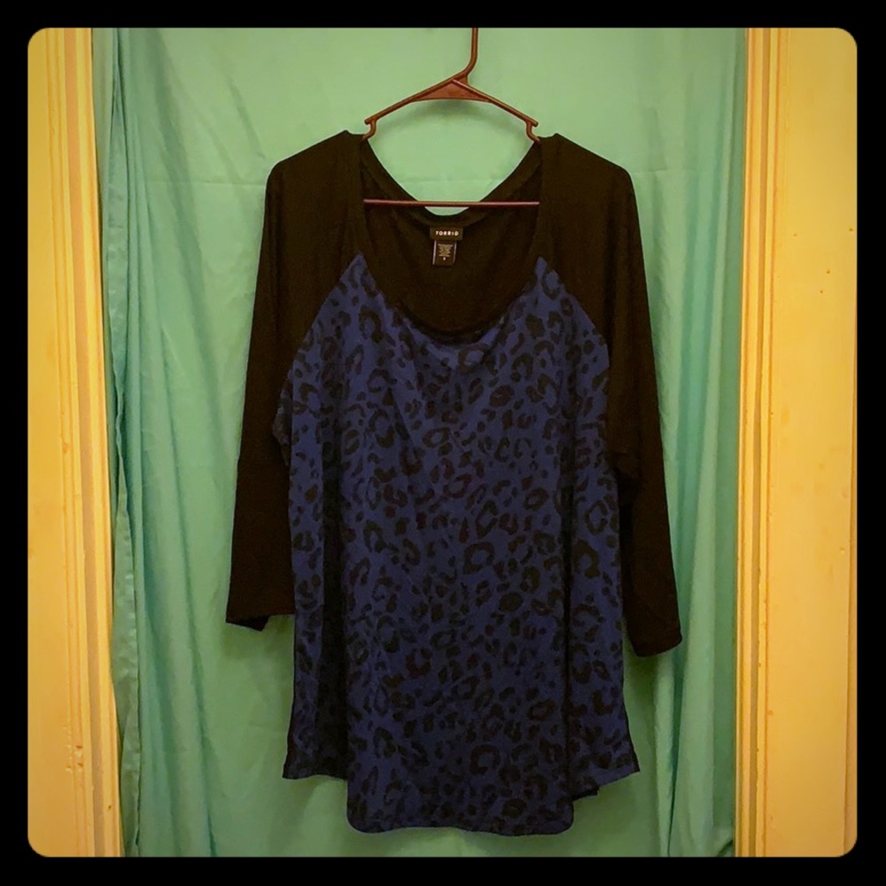 Torrid Tee-shirt